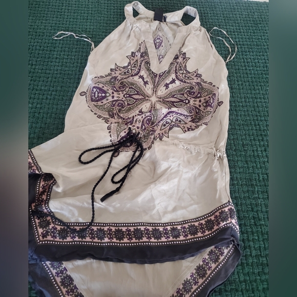 Bohemian Cream and Purple Guess Top,Size 3, 100% Silk,Black rope on waist - Picture 5 of 16